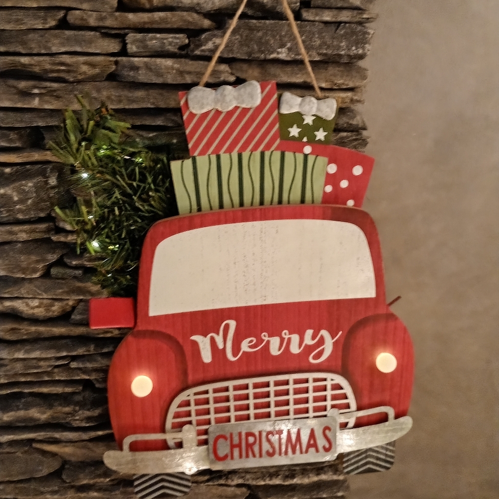 🎄Merry Christmas🎄 Light Up Red Truck 🚘 Wall Decor